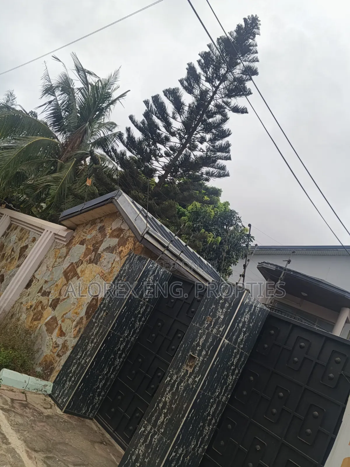 7bdrm Mansion in Adenta, Foster, Frafraha for rent in Frafraha