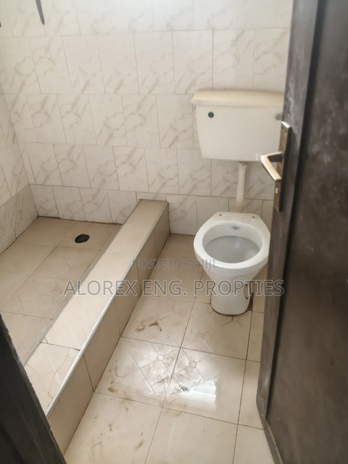 2bdrm Apartment in Adenta, Ashieyie, Frafraha for rent in Frafraha