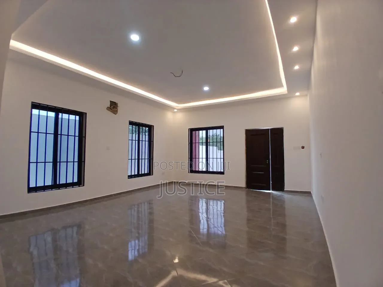 3bdrm House in Oyarifa, Ghana Flag for sale in Ghana Flag