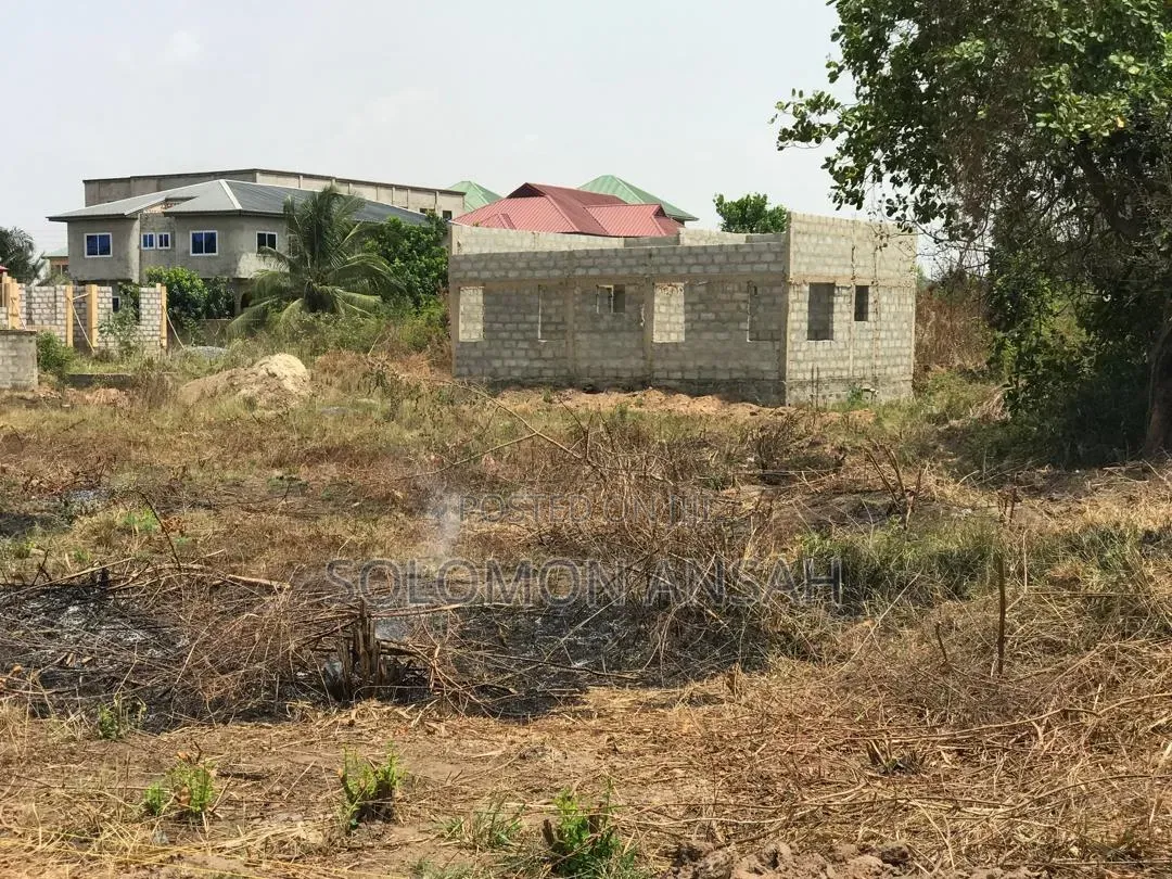 Half Plot for Sale at Sewua Opp. Otumfuo Estate in Kumasi Metropolitan