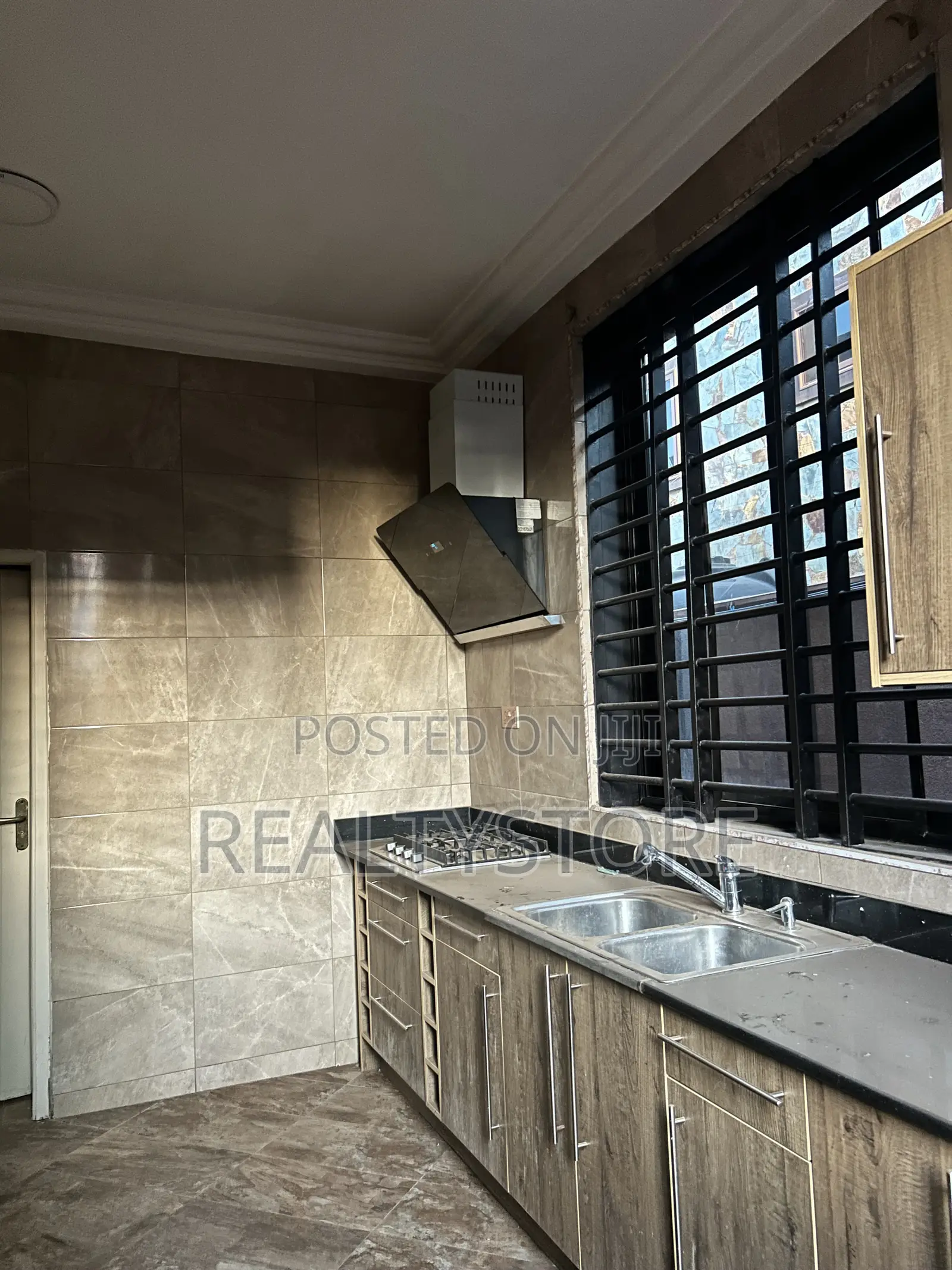 4bdrm House in Ashongman Estate, Accra Metropolitan for rent in Accra Metropolitan