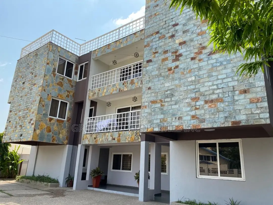 Furnished 3bdrm Apartment in Nyaniba Estate, Osu for sale in Osu