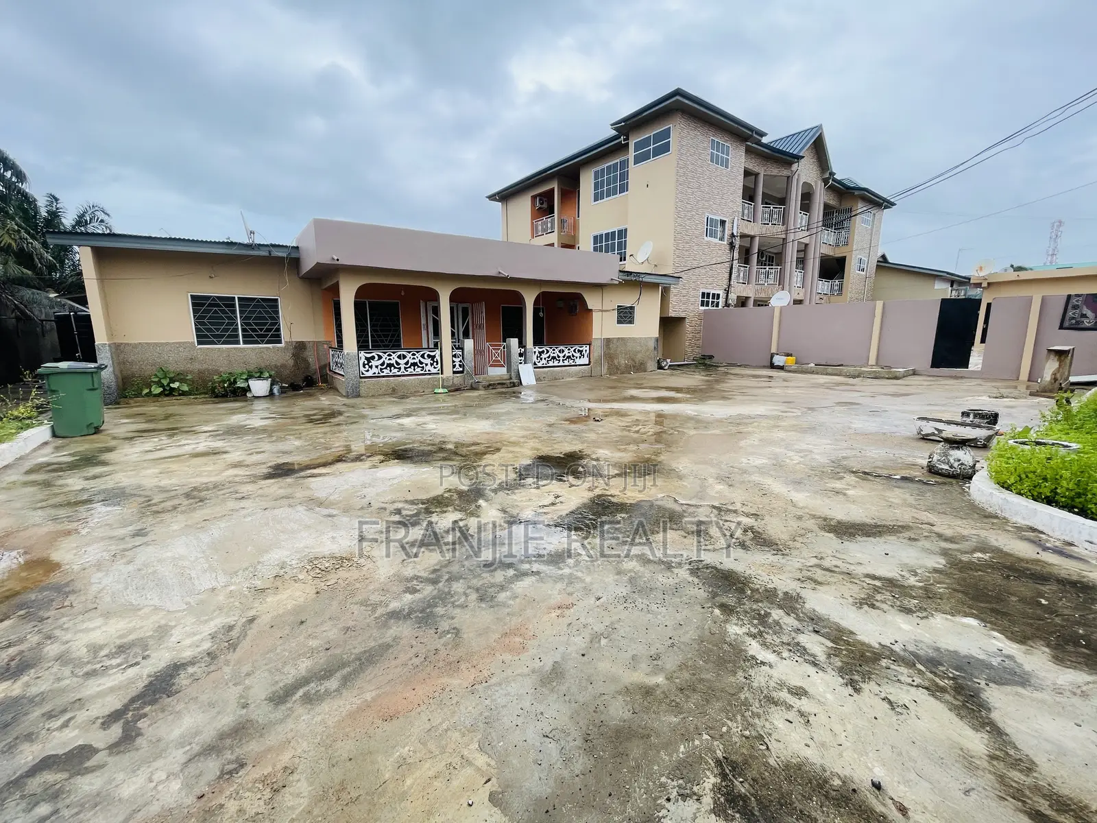 2bdrm Apartment in Franjie Realty, Weija for rent in Weija