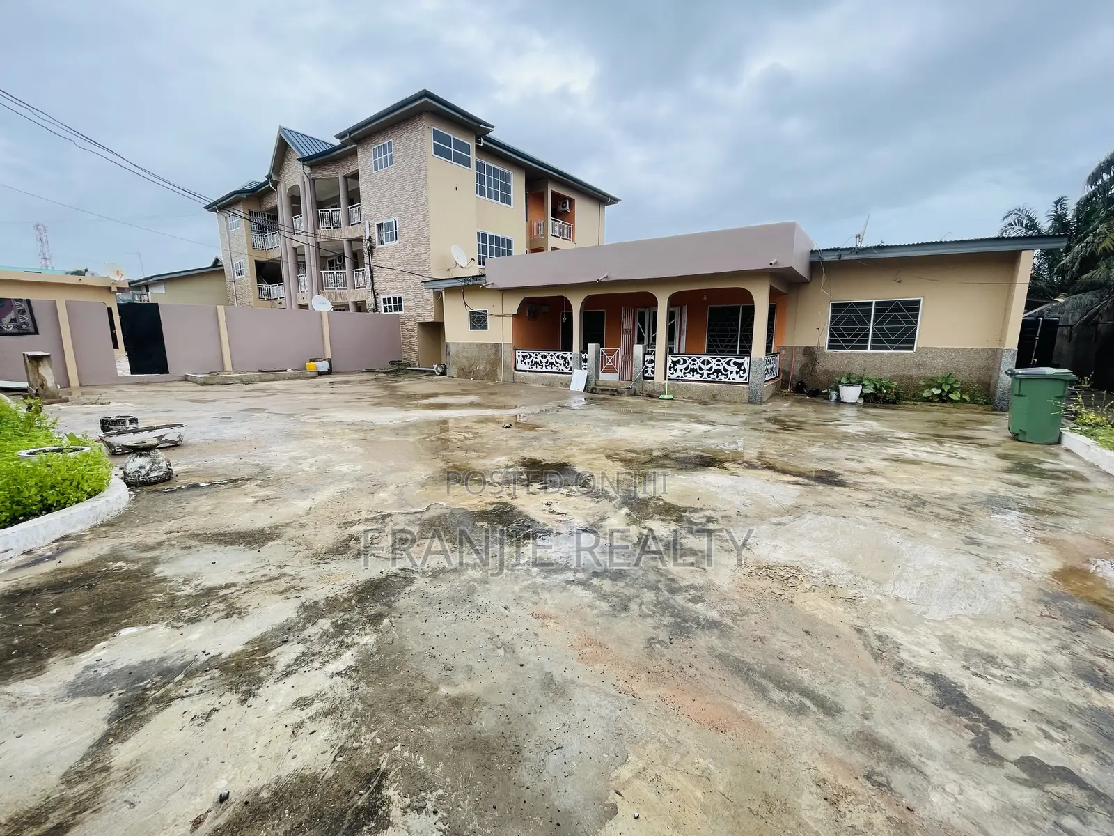 3bdrm Apartment in Franjie Realty, Weija for rent in Weija