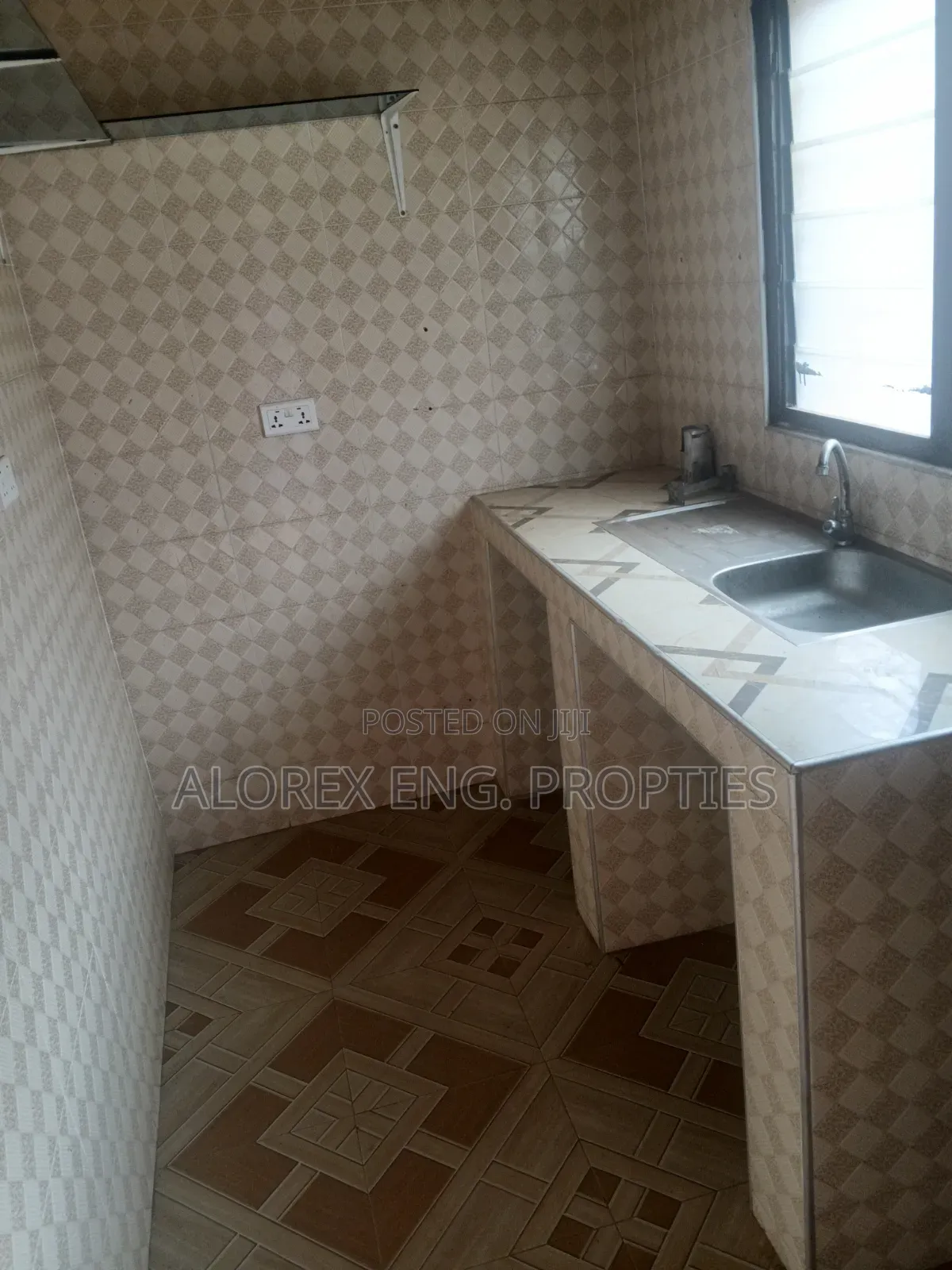 1bdrm Apartment in Chamber Self, Frafraha for rent in Frafraha