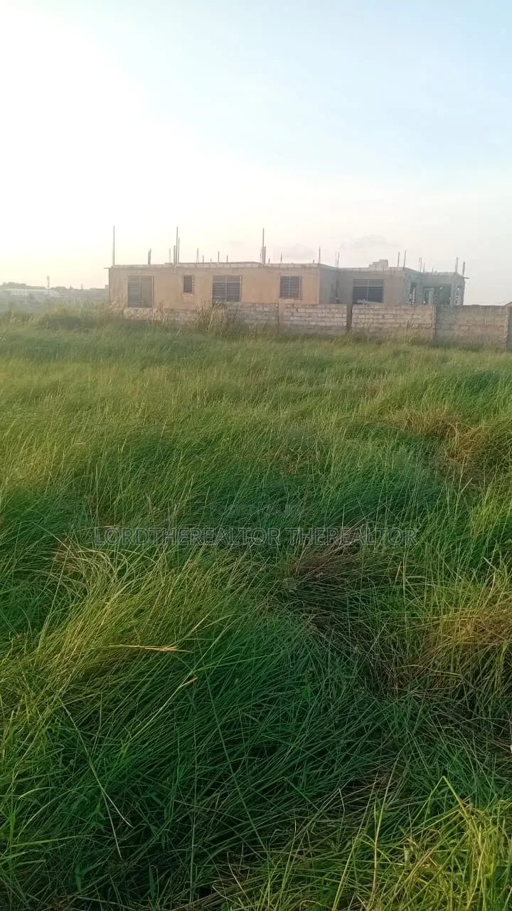 Half Plot for Sale in Tetegu
