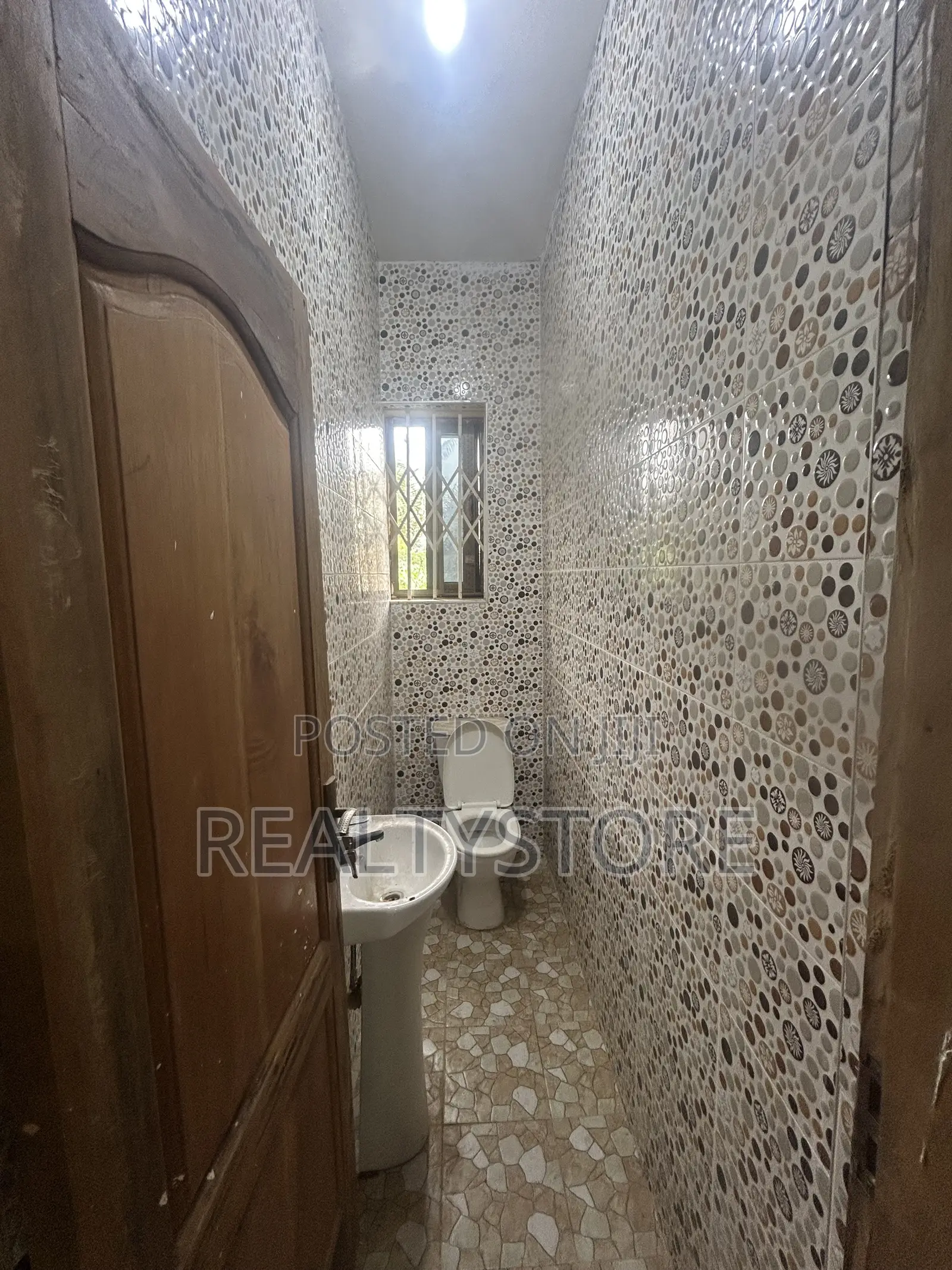 3bdrm Apartment in Kwabenya, Accra Metropolitan for rent in Accra Metropolitan