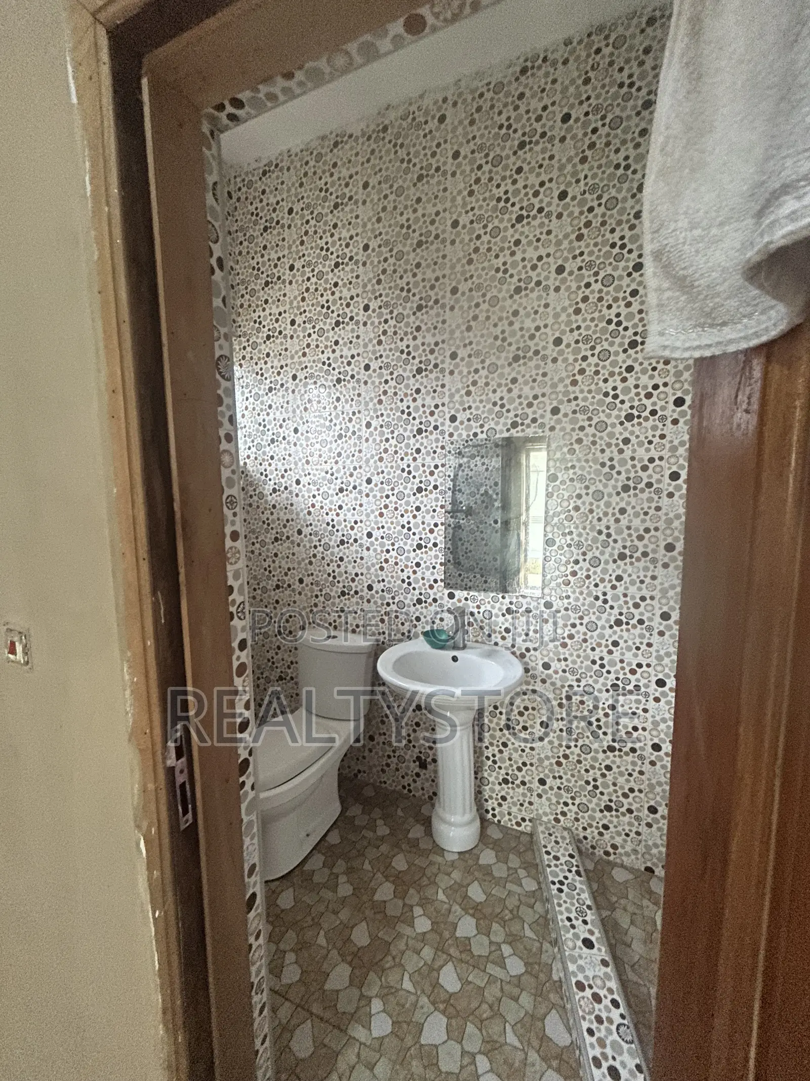 3bdrm Apartment in Kwabenya, Accra Metropolitan for rent in Accra Metropolitan