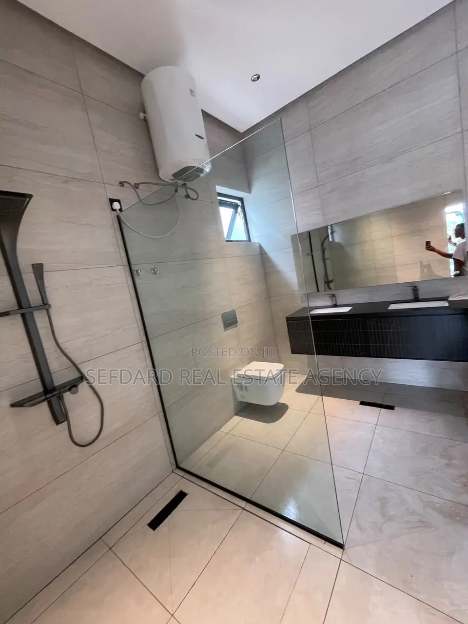 4bdrm Duplex in Sefdard Properties, Kwabenya for sale in Kwabenya