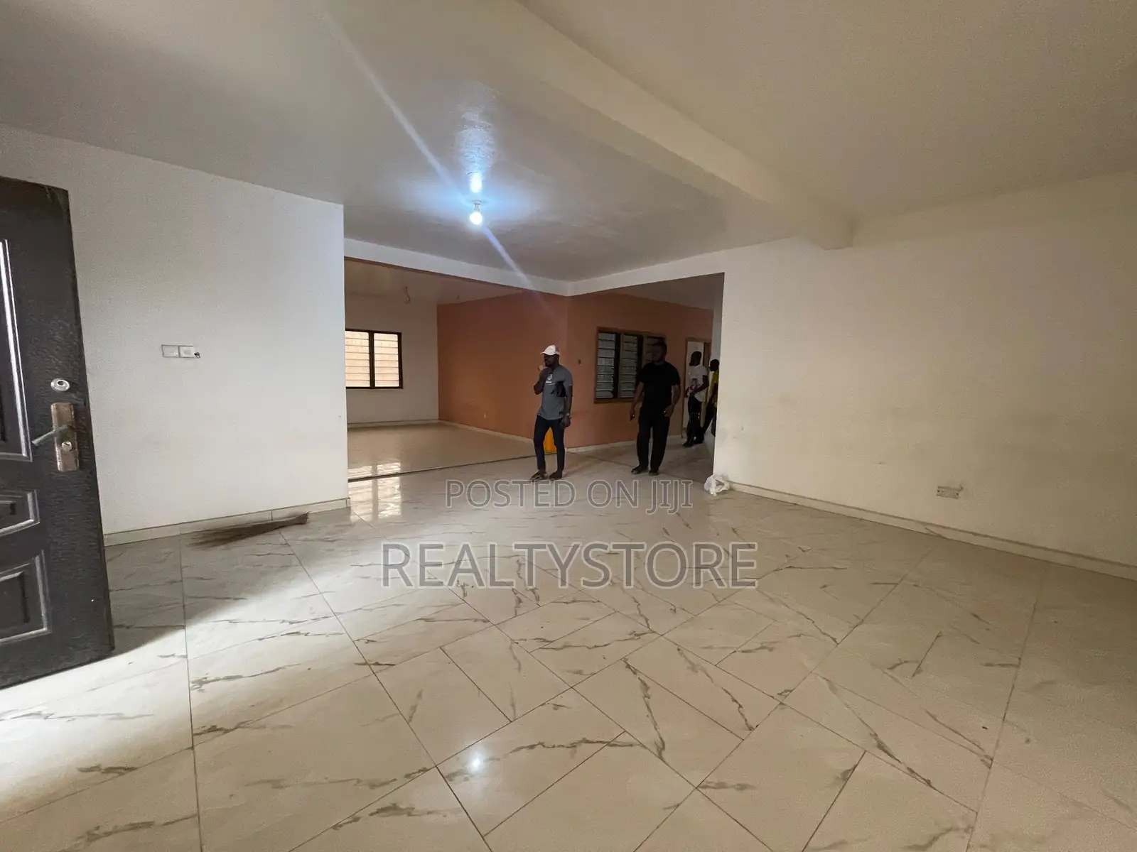 4bdrm Apartment in Oscar Junction, Accra Metropolitan for rent in Accra Metropolitan