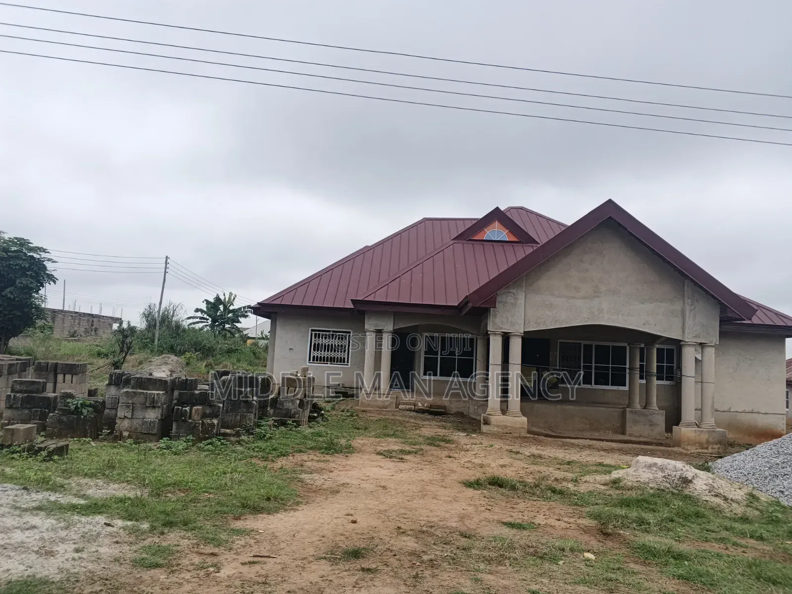 6bdrm House in Middle Man Agency, Ejisu-Juaben Municipal for sale in Ejisu-Juaben Municipal