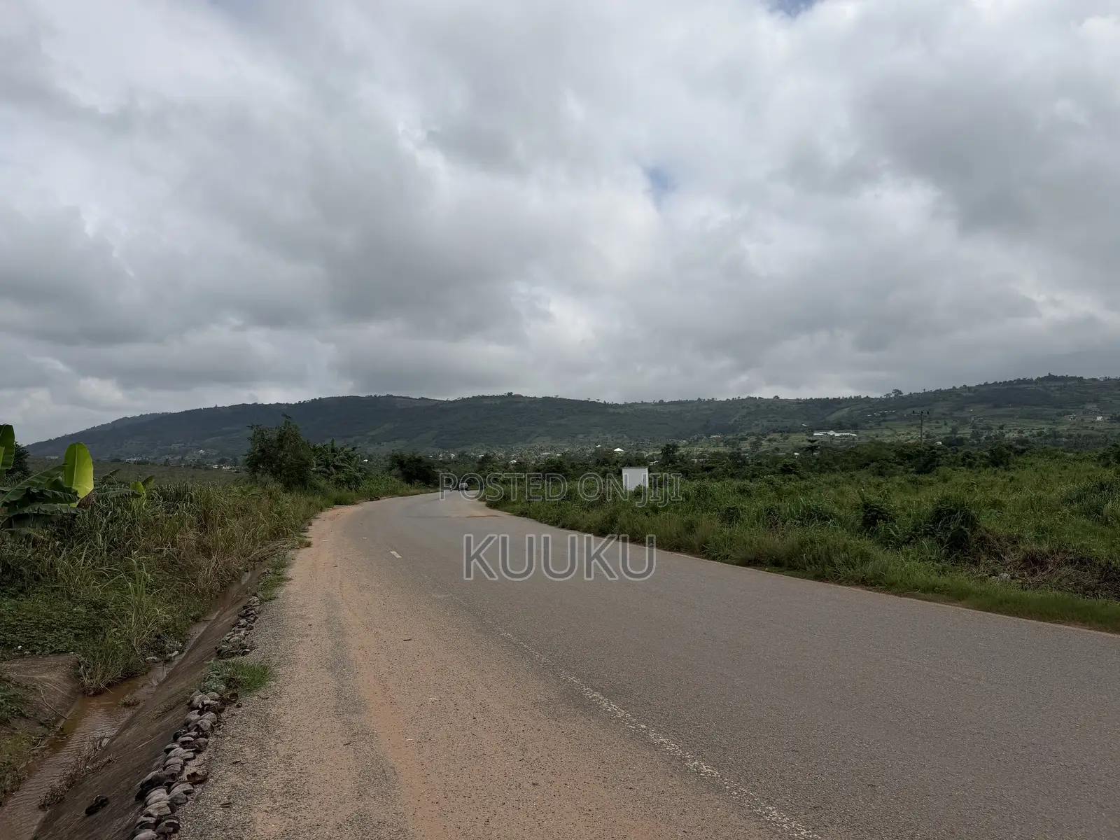 Main Road Land Aburi-Pokrom in Aburi