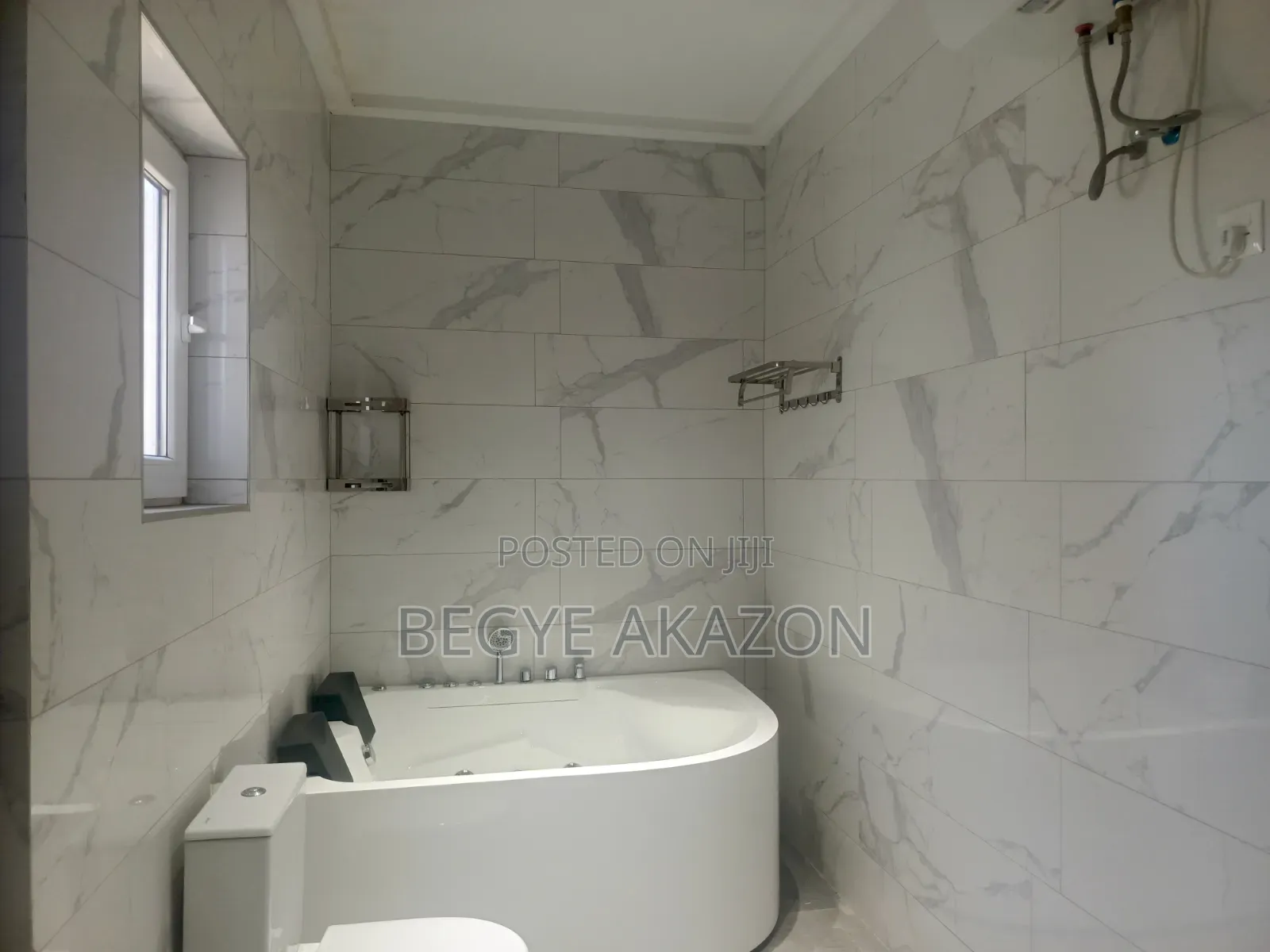 4bdrm Townhouse/Terrace in Tseaddo Trade Fair for sale in Tseaddo