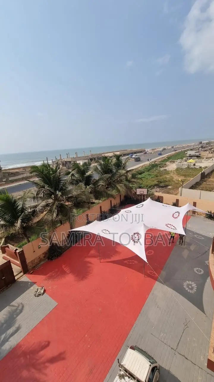 Furnished 20bdrm Apartment in Apaeenr/Hotel, Labadi for sale in Labadi
