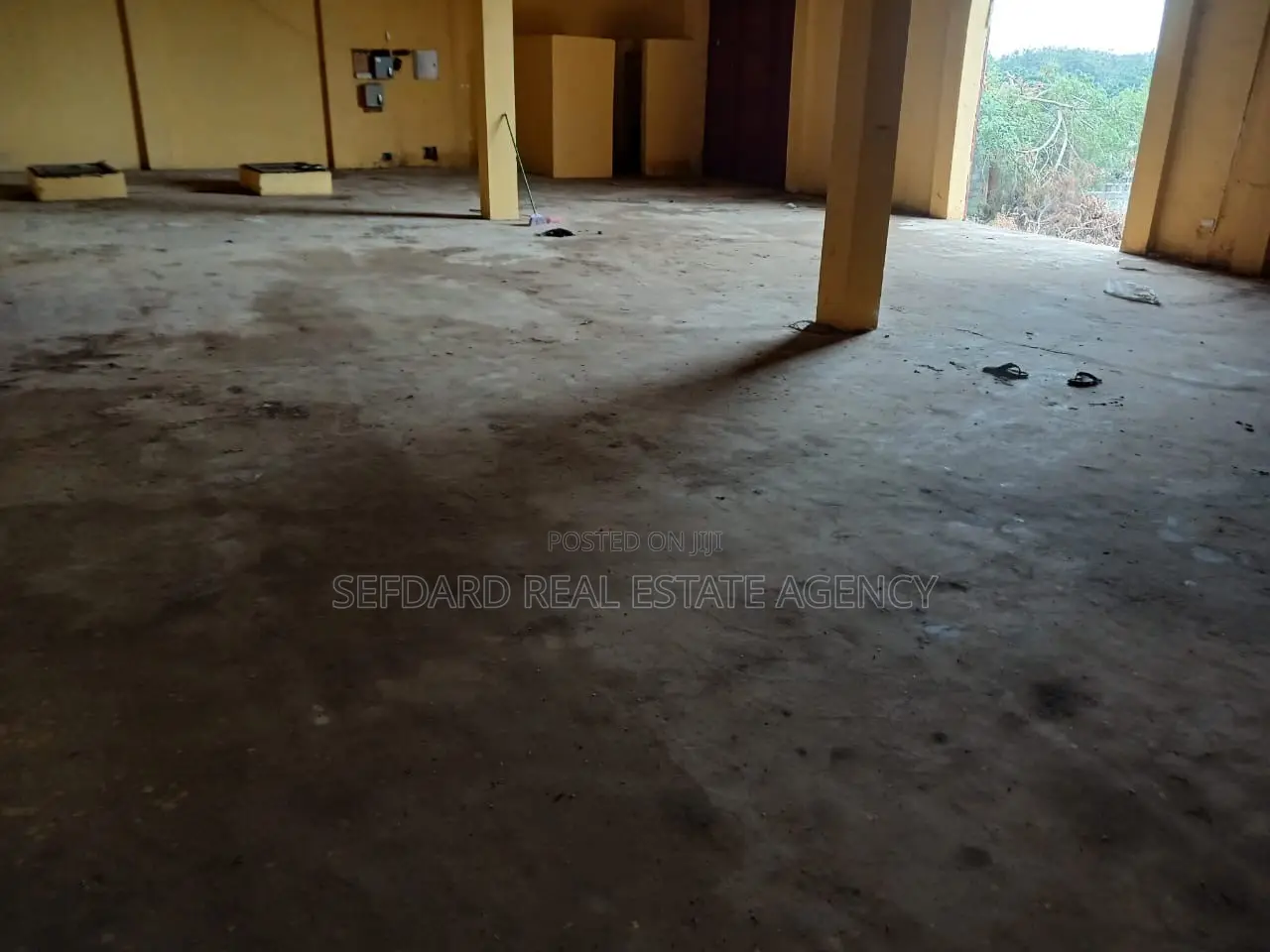 Warehouse for Rent – Roadside Location in Weija