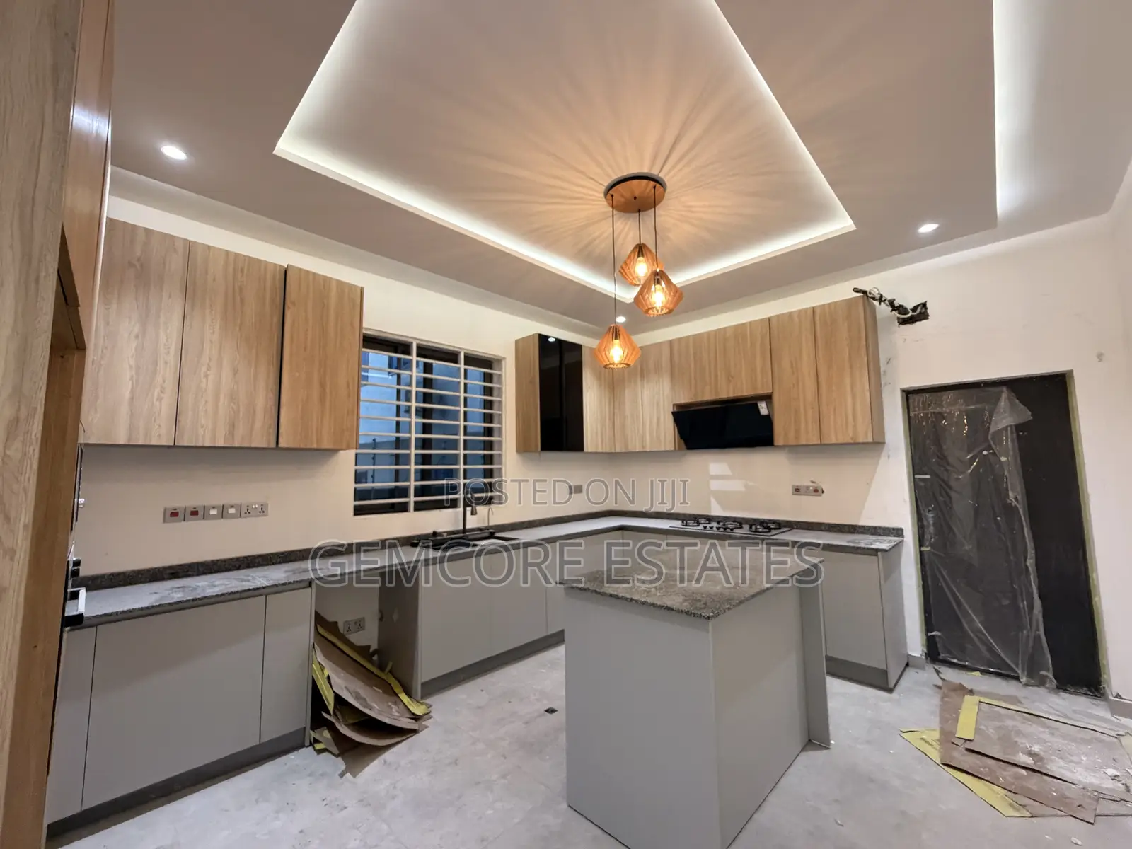 4bdrm House in School Junction, Ashaley Botwe for sale in Ashaley Botwe
