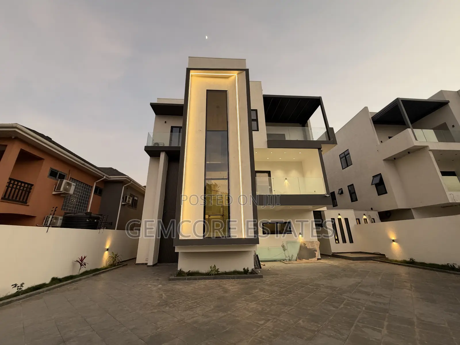 4bdrm House in East Legon, Adjiriganor for sale in Adjiriganor