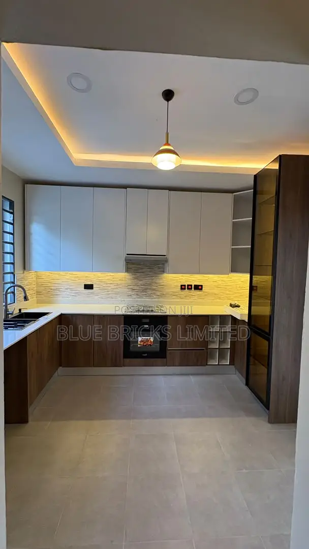 4bdrm House in Spintex, Baatsona Total for rent in Baatsona Total