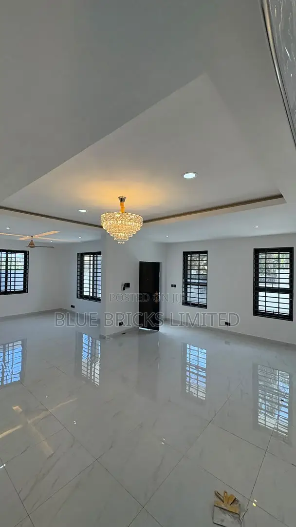 4bdrm House in Spintex, Baatsona Total for rent in Baatsona Total