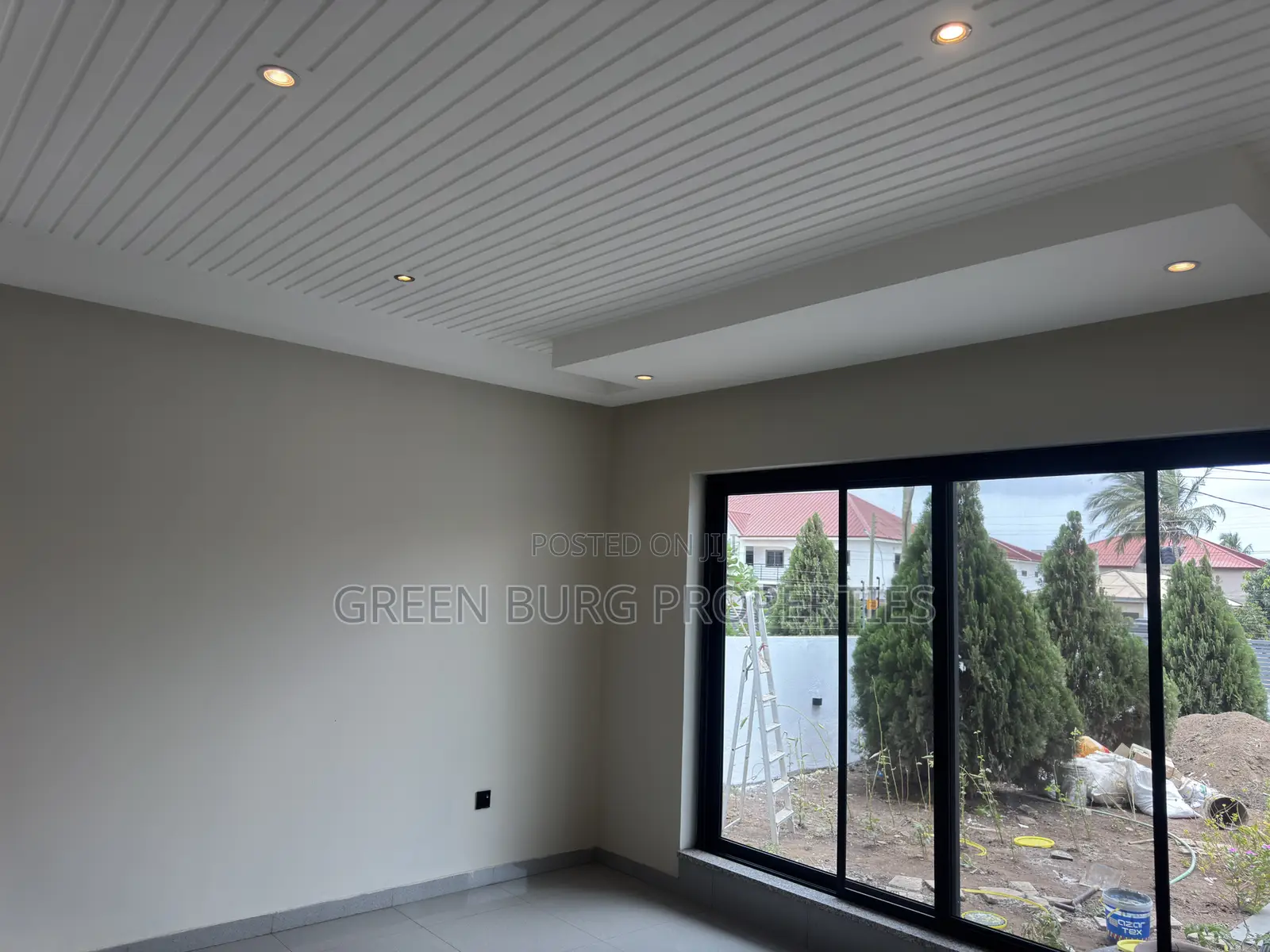 5bdrm House in Green, East Legon for rent in East Legon