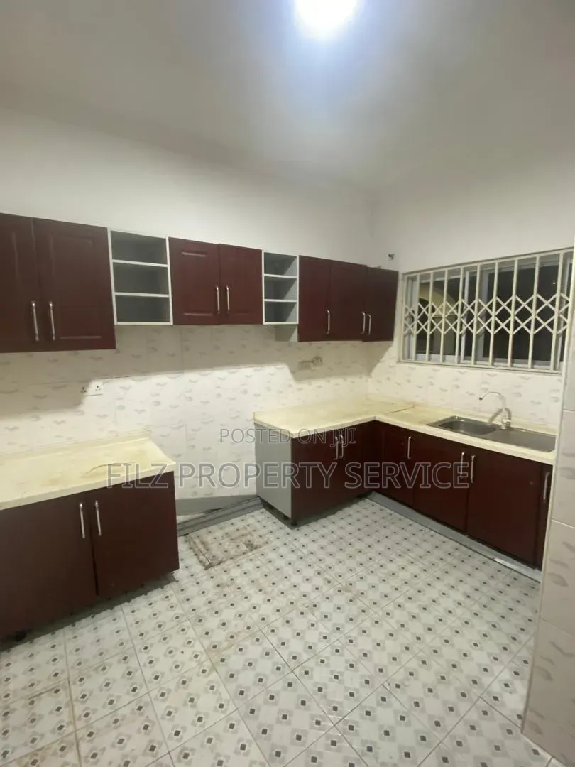 2bdrm House in Oyarifa for rent in Oyarifa Mall Area