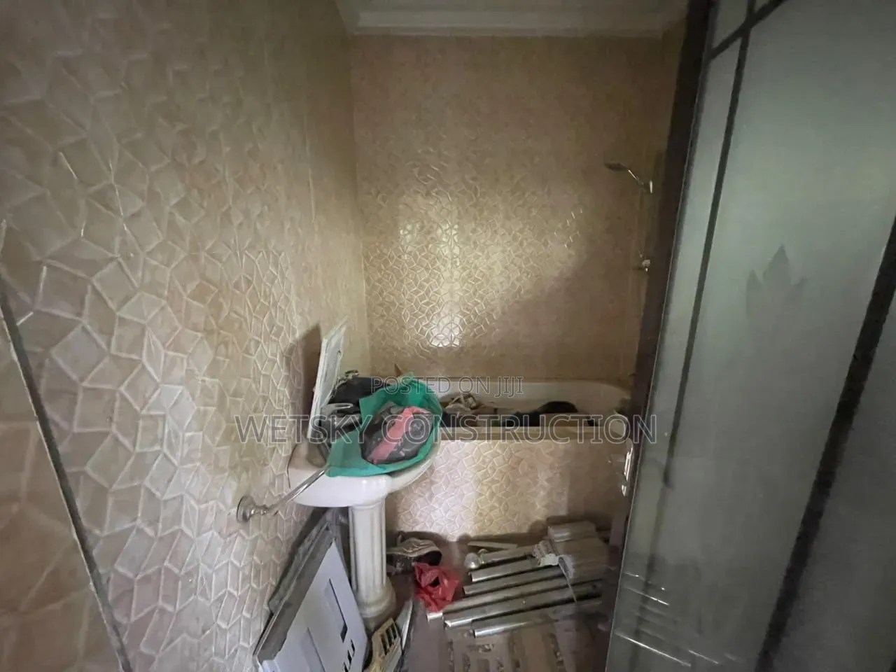 2bdrm Apartment in Pokuase Fayad for rent in Pokuase