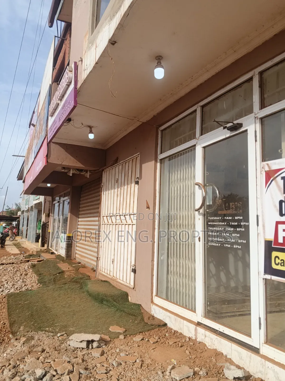 Office Space for Rent at Foster Home in Frafraha