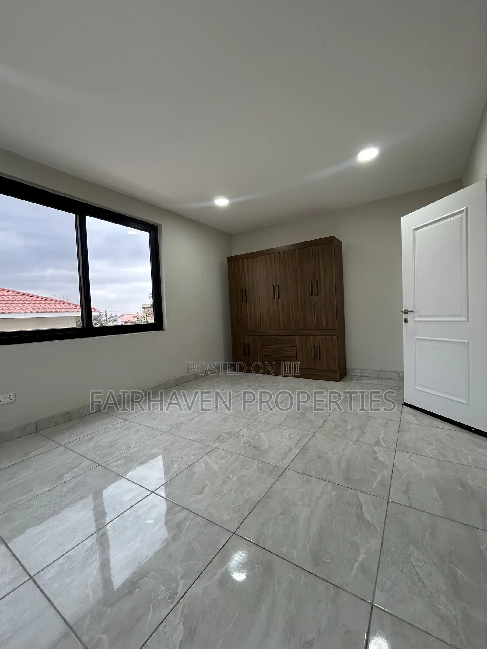 3bdrm Apartment in A&C Mall, East Legon for rent in East Legon