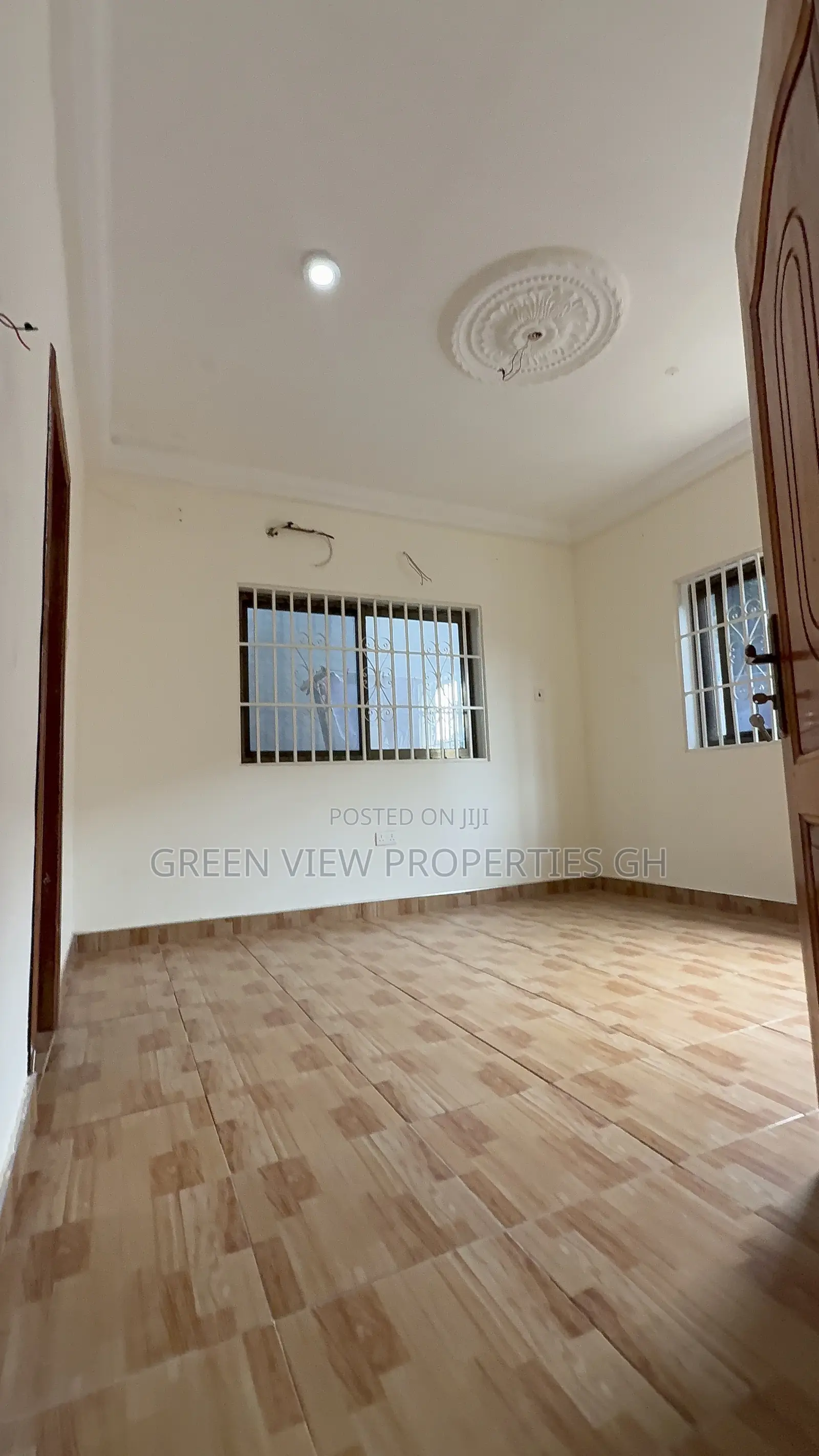 2bdrm Apartment in West Hills Mall Area for rent in West Hills Mall Area