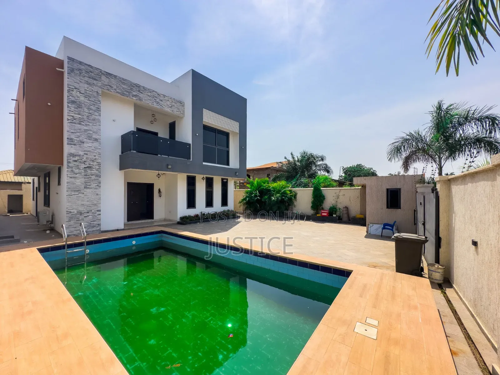 4bdrm Duplex in Nmai Dzon for sale in Nmai-Dzorn