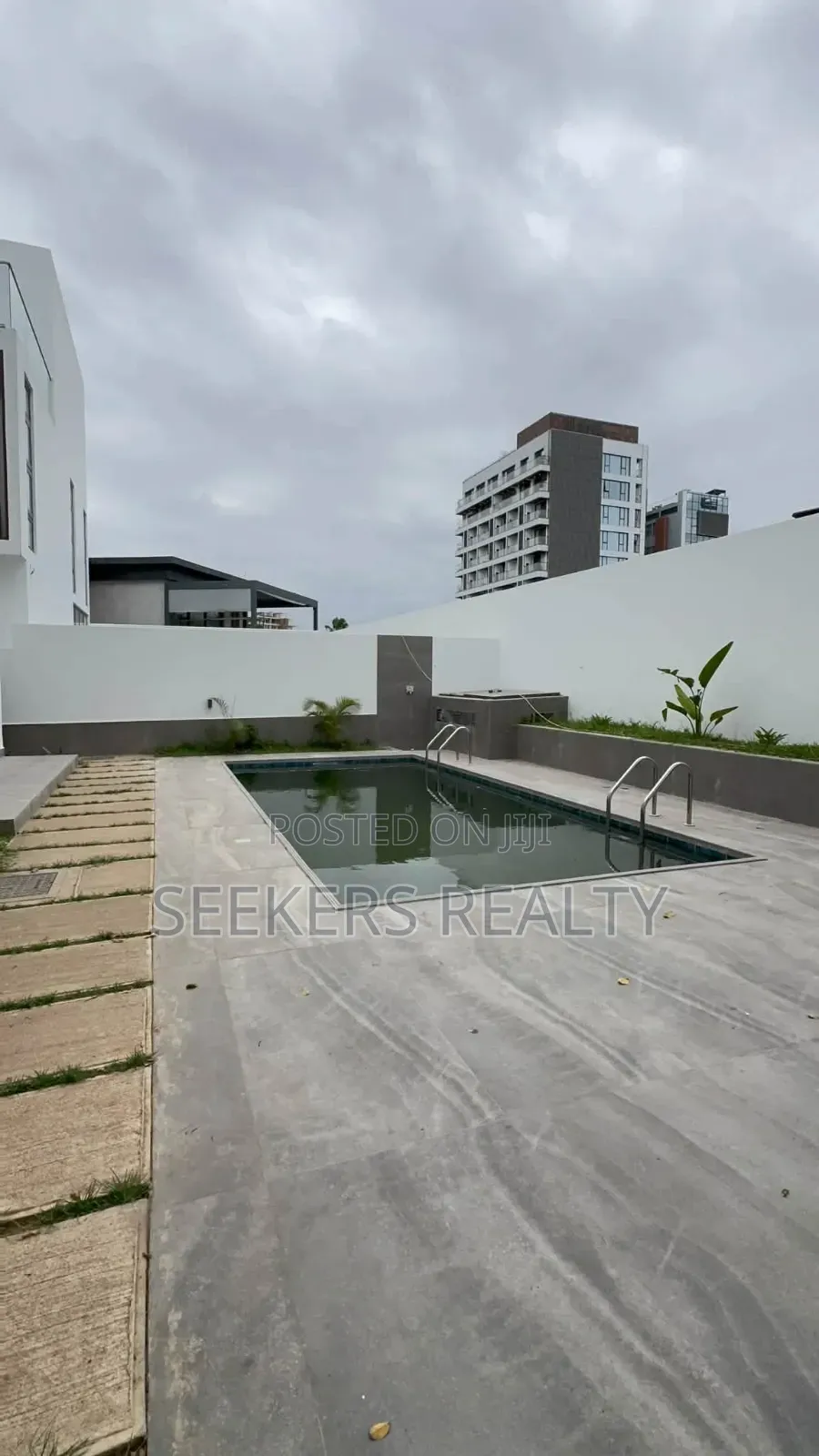 4bdrm Townhouse / Terrace in Seekers Realty, US Embassy Area for rent in US Embassy Area