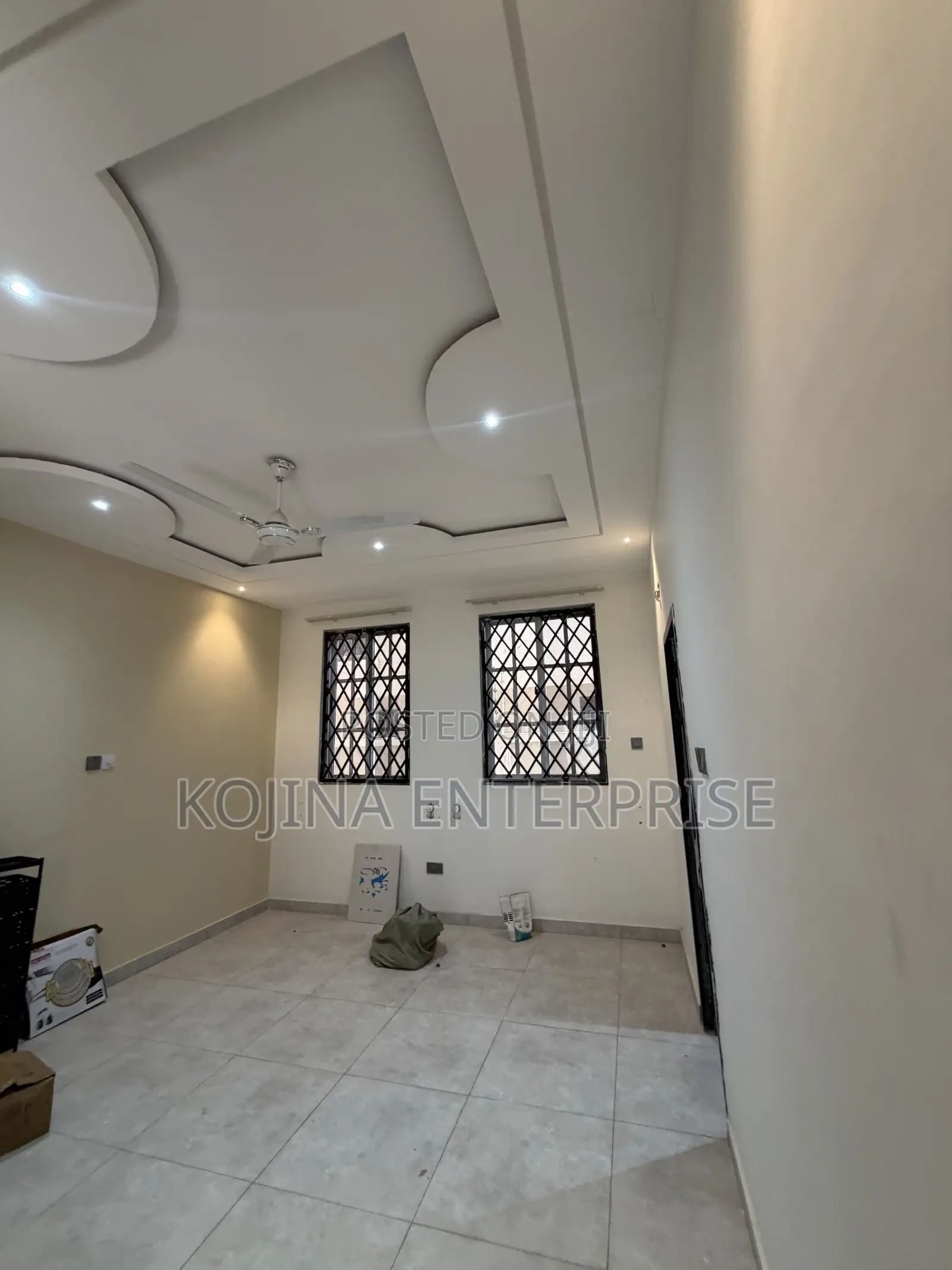 Furnished 6bdrm Mansion in Santasi-Oteng, Kumasi Metropolitan for sale in Kumasi Metropolitan
