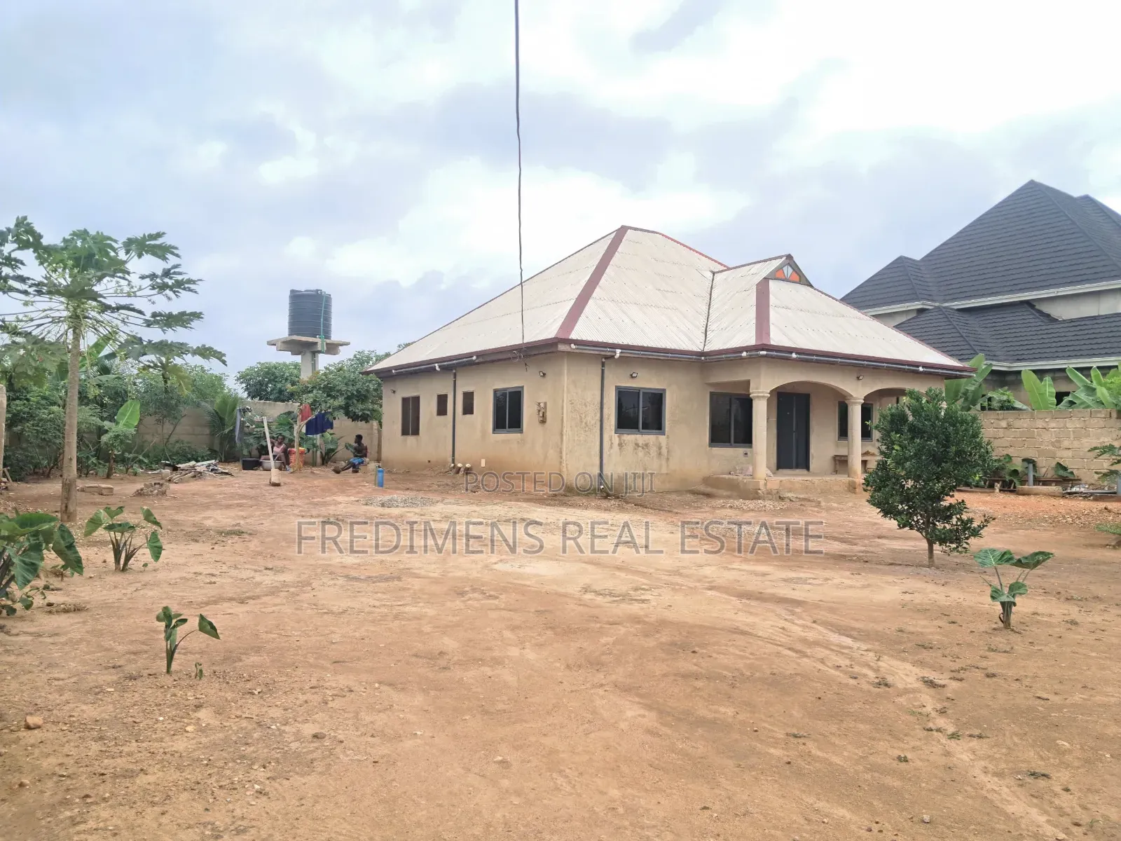 4bdrm House in Fredimens Real, Atwima Kwanwoma for sale in Atwima Kwanwoma