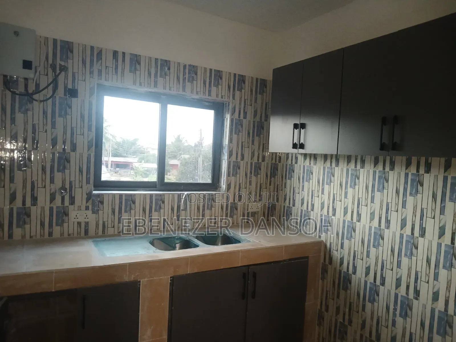 2bdrm Apartment in Alloway, Tsui-Bleoo for rent in Tsui-Bleoo