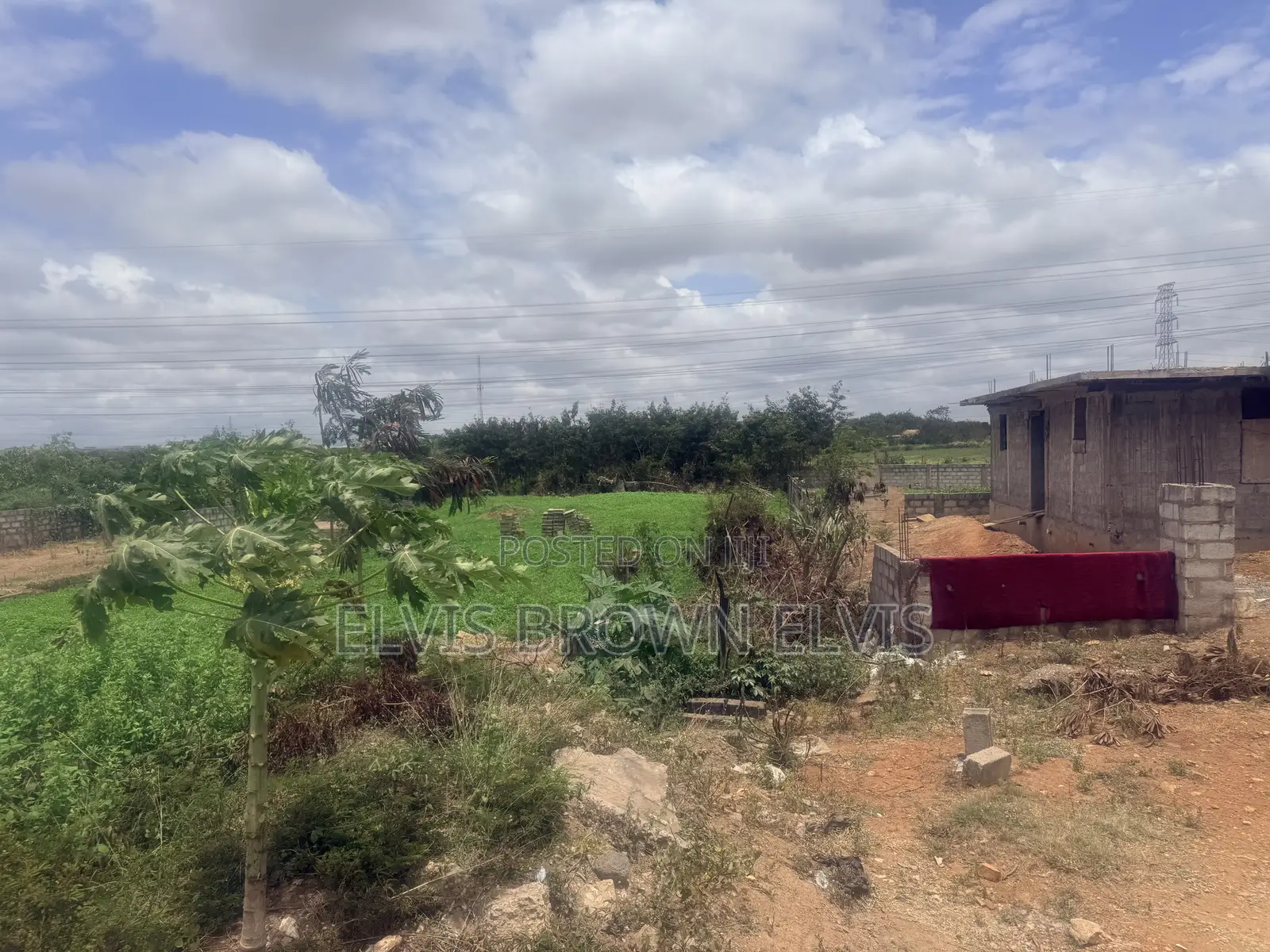 Lands for Sale at Trasacco Just Around the Motoway in Otano