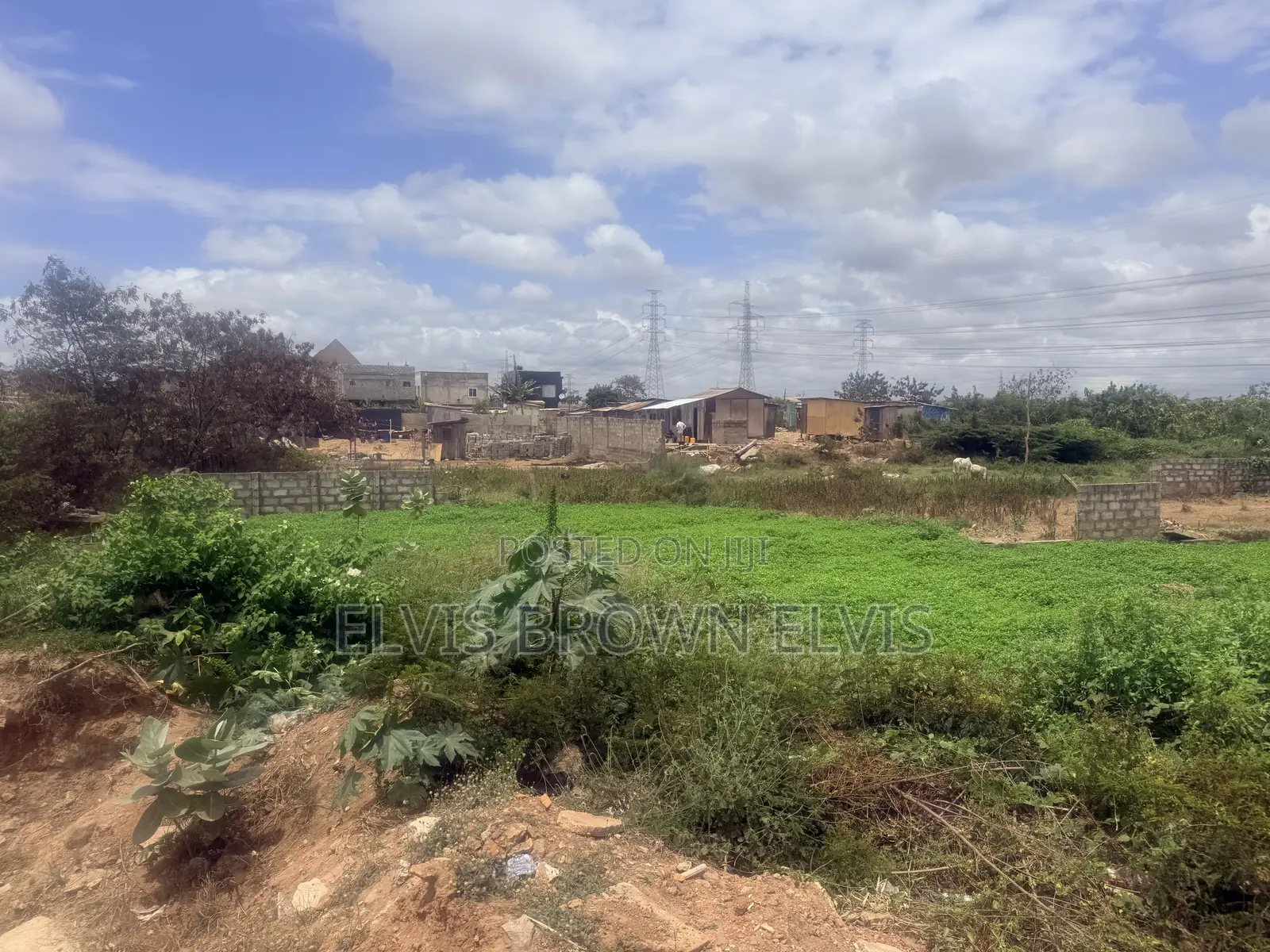Lands for Sale at Trasacco Just Around the Motoway in Otano