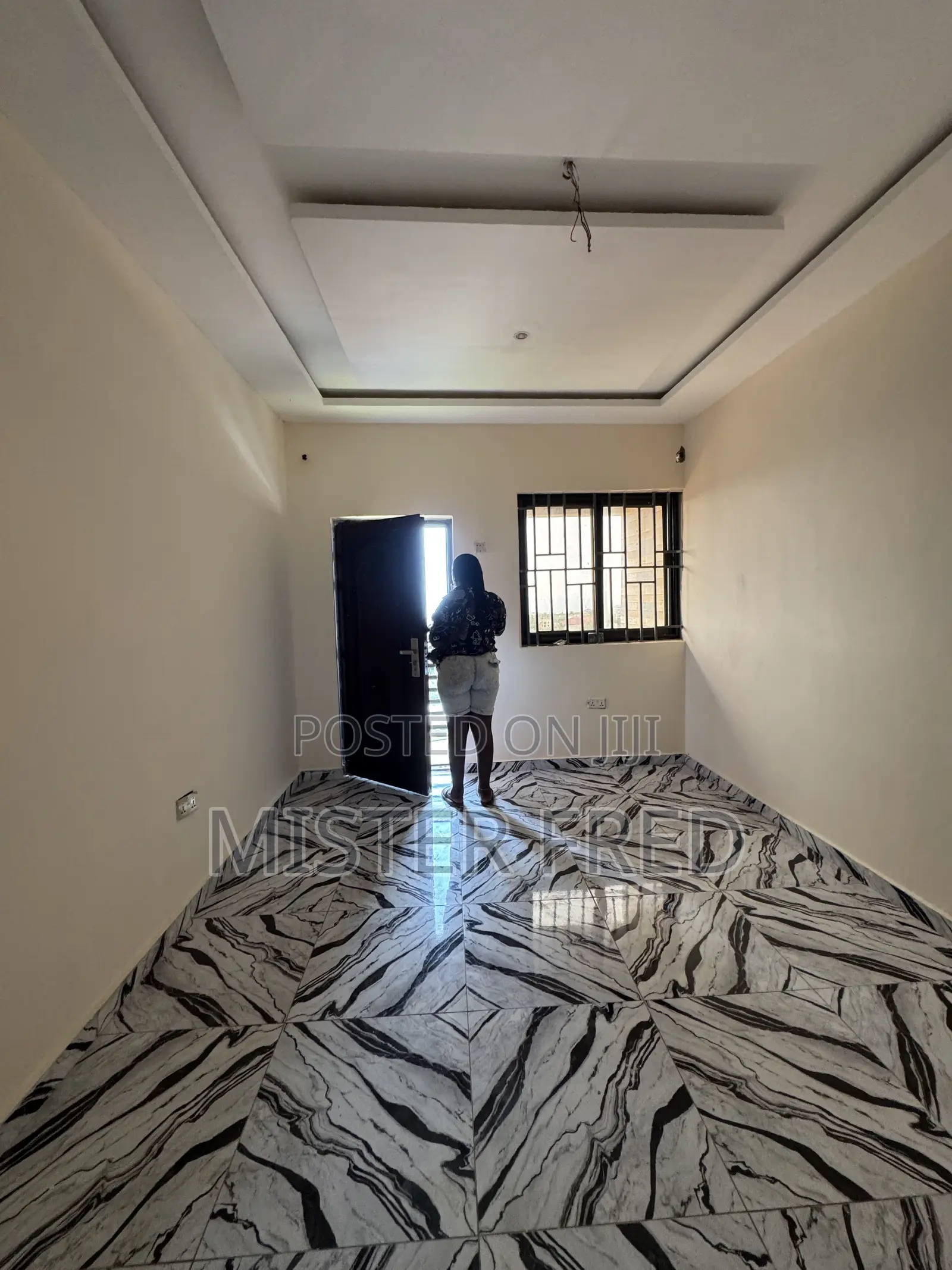2bdrm Apartment in Redtop, Weija for rent in Weija