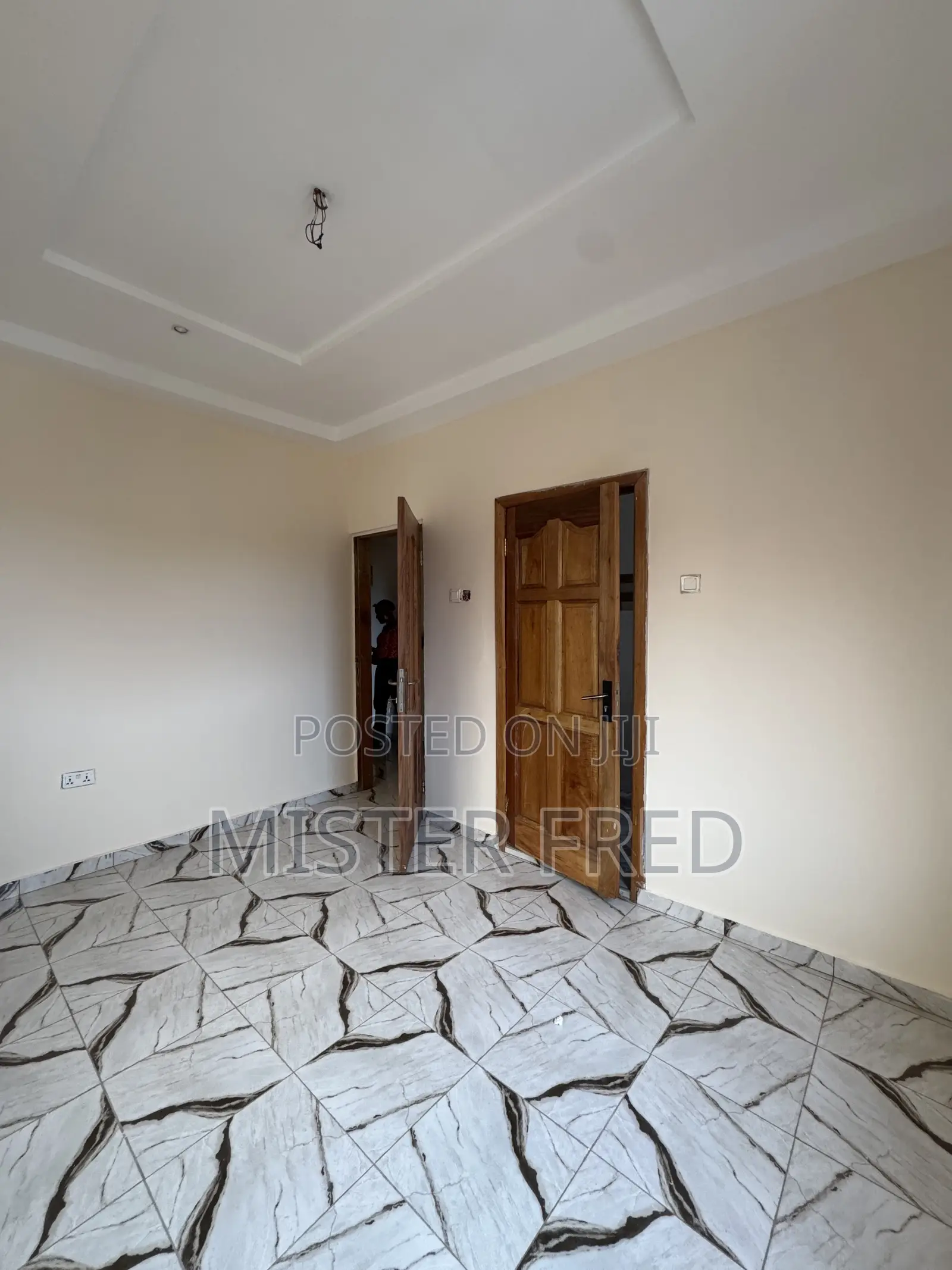2bdrm Apartment in Redtop, Weija for rent in Weija