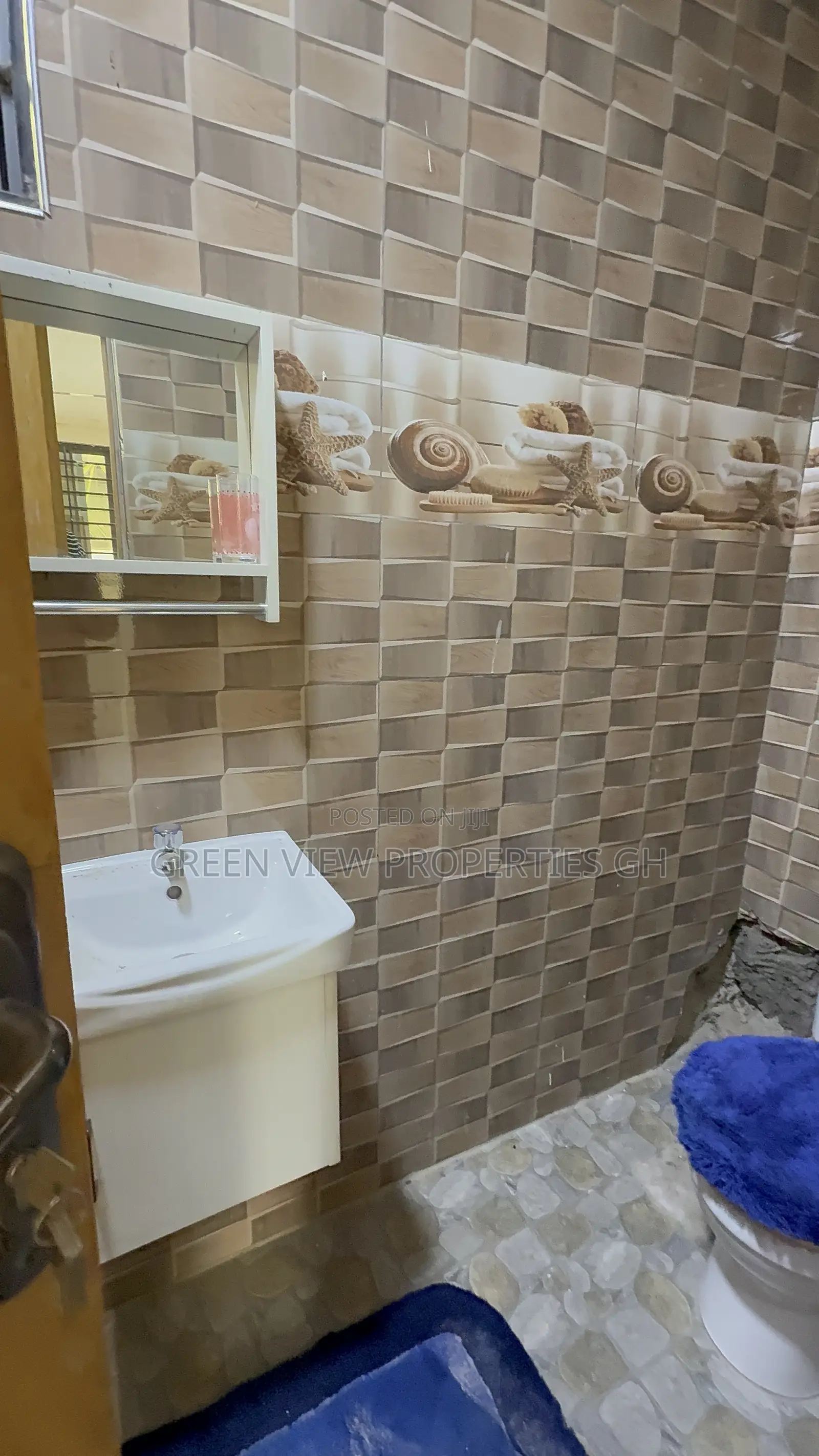 2bdrm Apartment in West Hills Mall Area for rent in West Hills Mall Area