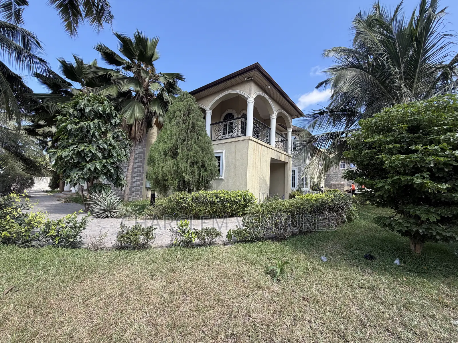 8bdrm House in Charclem Ventures, East Legon for rent in East Legon