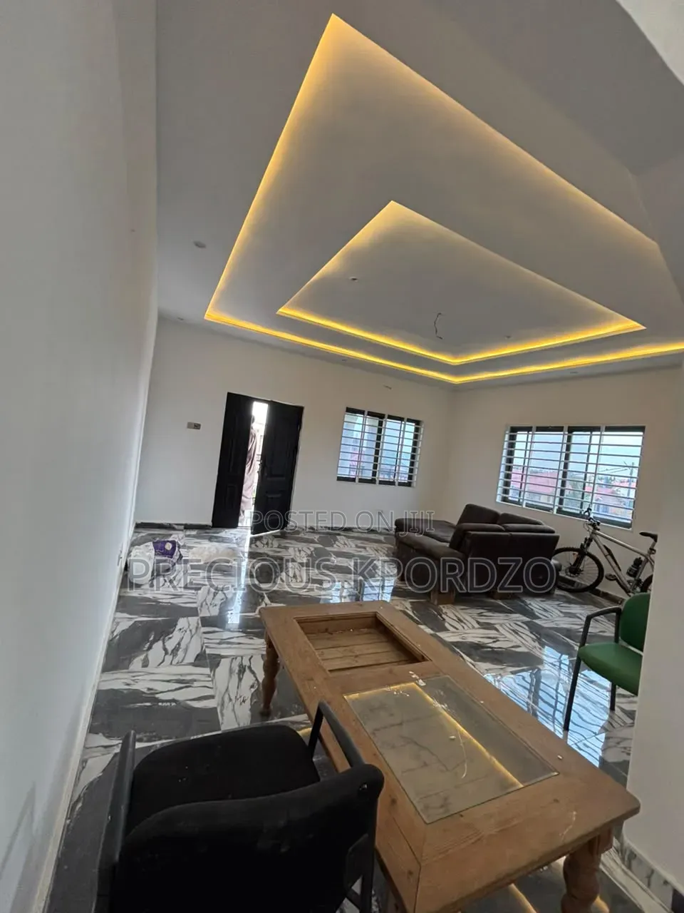 1bdrm Room & Parlour in Lakeside for rent in Lake Side Estate