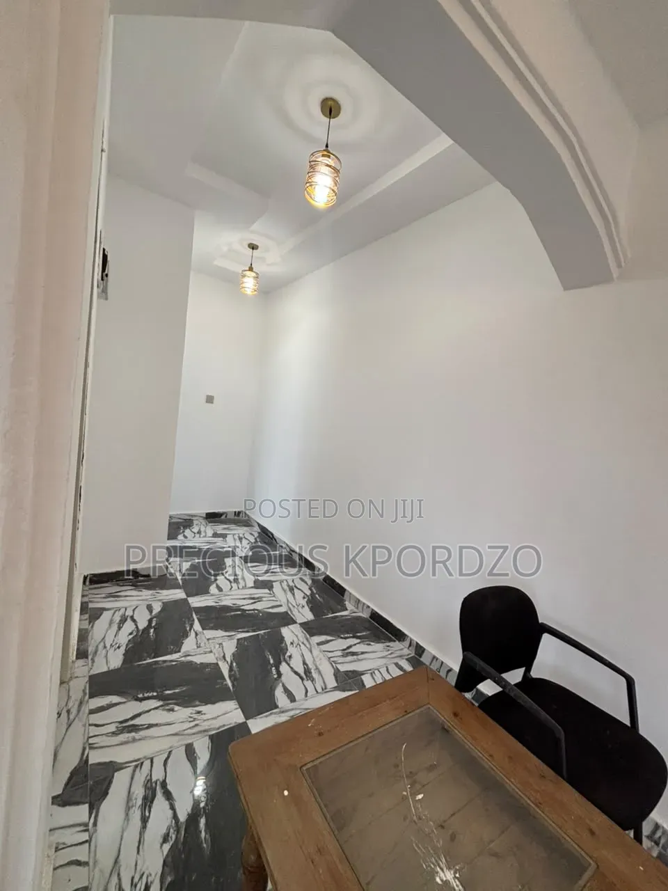1bdrm Room & Parlour in Lakeside for rent in Lake Side Estate