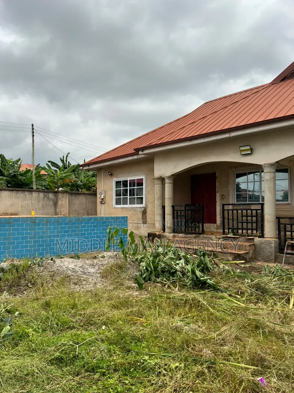3bdrm House in Middle Man Agency, Kumasi Metropolitan for sale in Kumasi Metropolitan