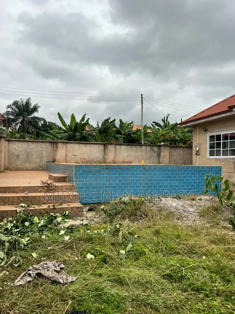 3bdrm House in Middle Man Agency, Kumasi Metropolitan for sale in Kumasi Metropolitan