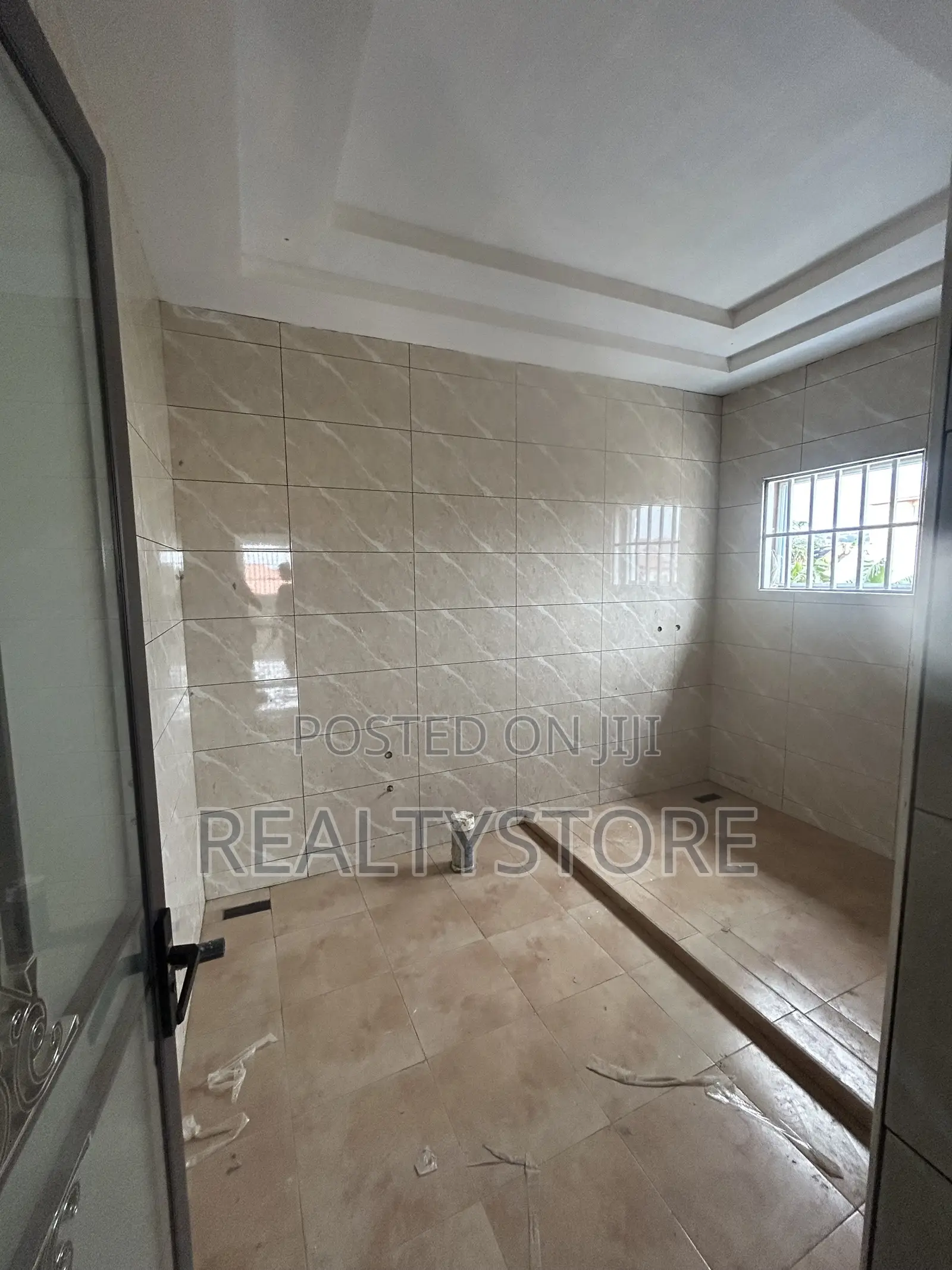 Furnished 5bdrm Duplex in Ashongman Estate, Accra Metropolitan for sale in Accra Metropolitan
