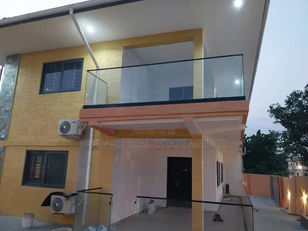 6bdrm Duplex in Sefdard Properties, Asylum Down for rent in Asylum Down