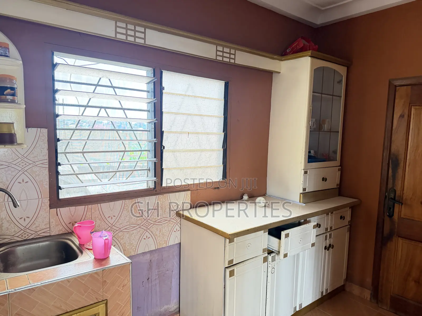 2bdrm Apartment in Wood Village Area., Kumasi Metropolitan for rent in Kumasi Metropolitan