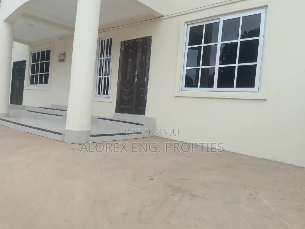 1bdrm Apartment in Adenta Rowi, Frafraha for rent in Frafraha