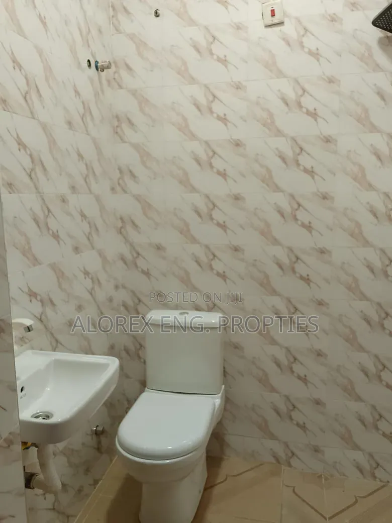 1bdrm Apartment in Adenta Rowi, Frafraha for rent in Frafraha