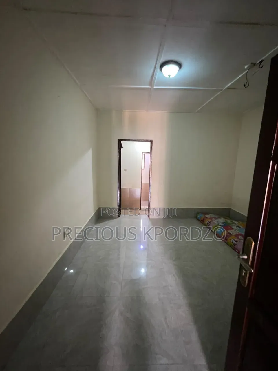 1bdrm Room & Parlour in Adenta Commandos for rent in Commandos